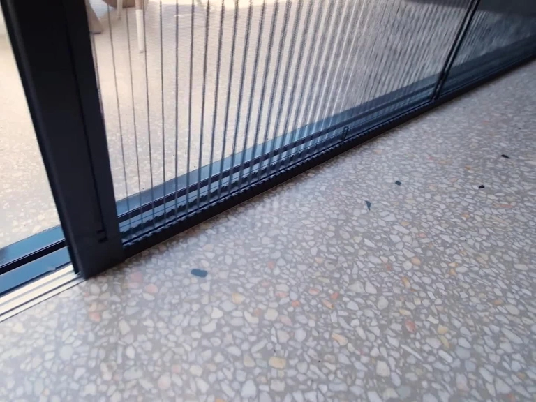 Ümitköy Stor Sineklik Haşeresiz Tertemiz Alan