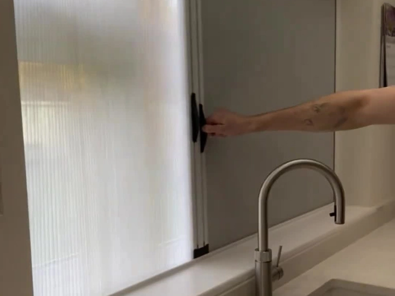 Ümitköy Sürgülü Sineklik Haşerelere Karşı Duvar